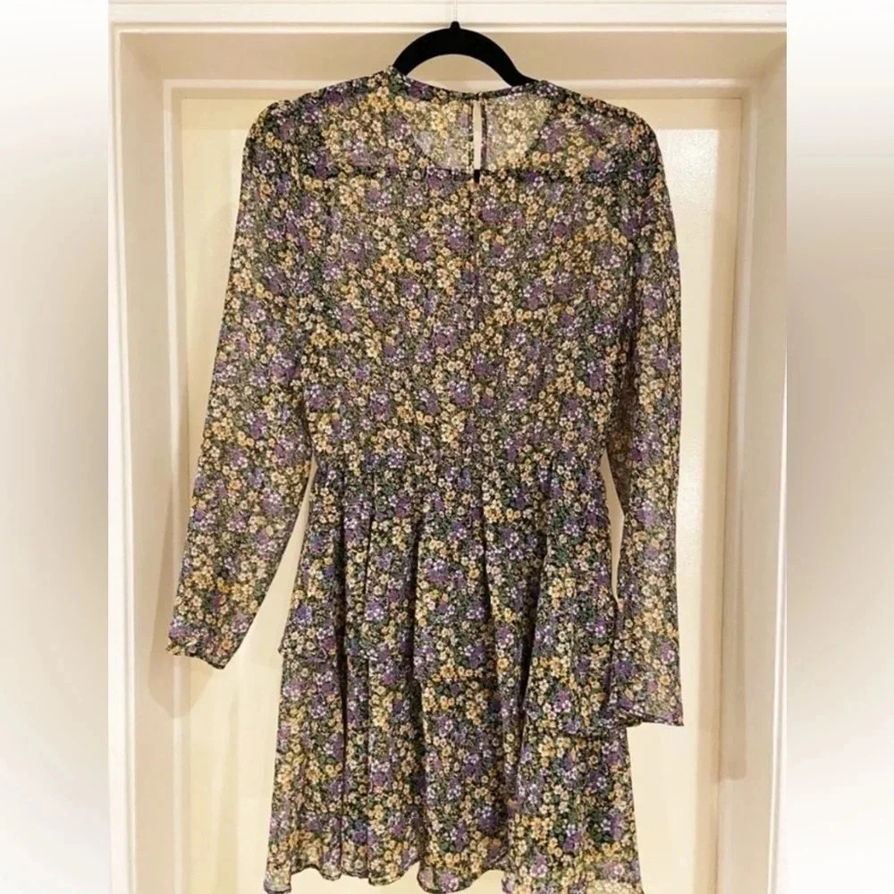 *Final Price* Zara Floral Tiered Ruffle Mini Dress Long Sleeves EUC Size Medium - Picture 2 of 4